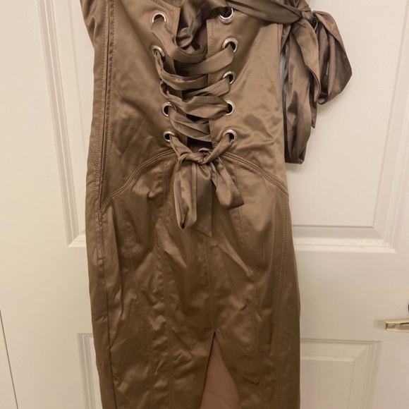 *Satin Champagne Taupe Brown Halter Lace up dress.*-size 2. - Picture 3 of 3